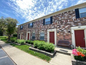 Building Photo - 2589 Scioto View Ln