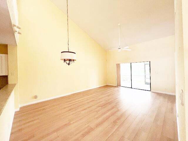 Foto del edificio - 22376 Cypress Wood Ln
