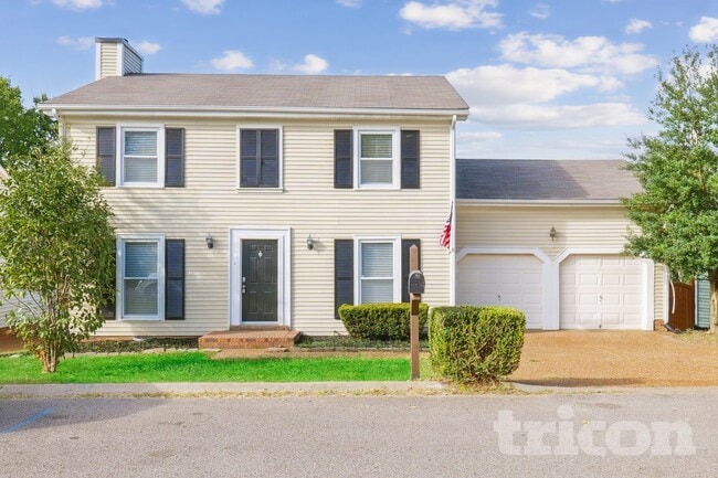 Building Photo - 5029 English Village Dr