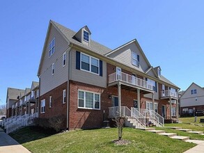 Building Photo - 2076 Cloverly Ln