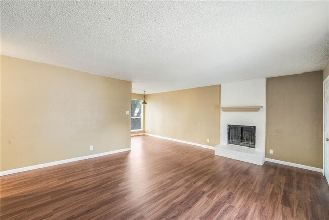 Building Photo - 5412 Atascosa Dr