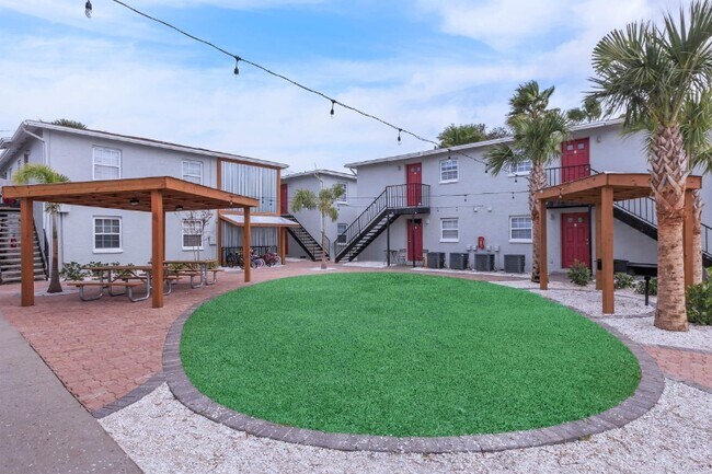 Foto del edificio - 5911 S Dale Mabry Hwy