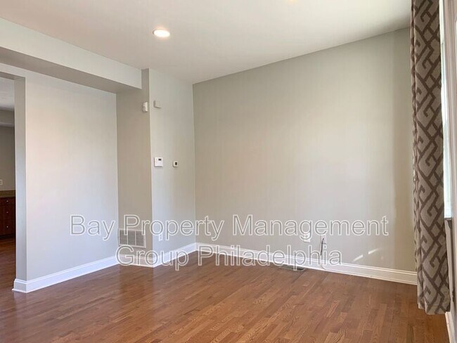 Foto del edificio - 668 N 8th St