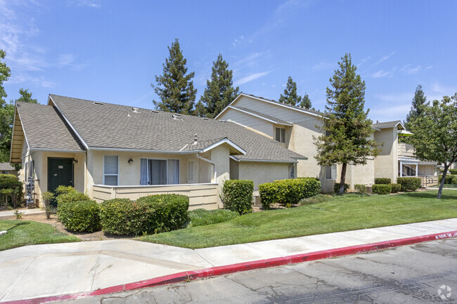 Building Photo - Maplewood Apartments