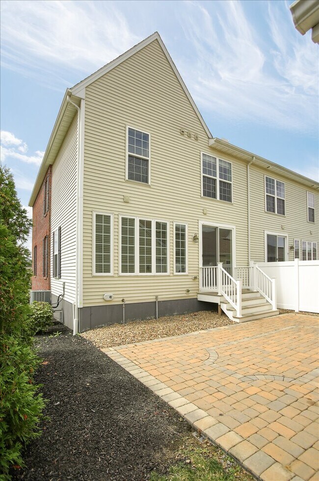 Building Photo - 1439 Keegan Ln