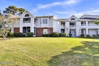 Building Photo - 4162 Breezewood Dr