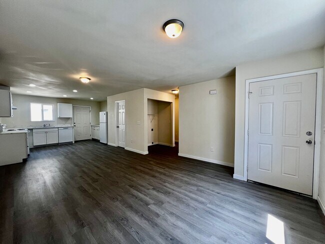 Foto del edificio - 713 N 6th Ave