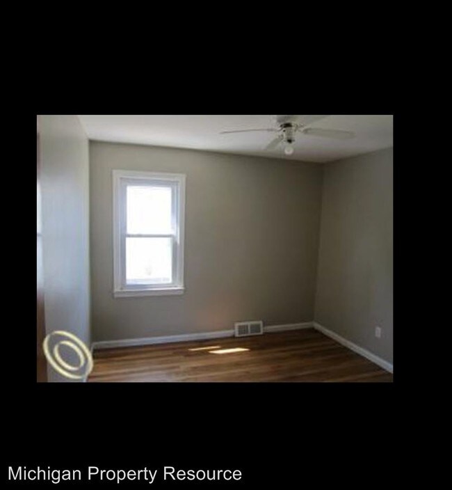 Foto del edificio - 3 br, 1 bath House - 0001 Lamphere