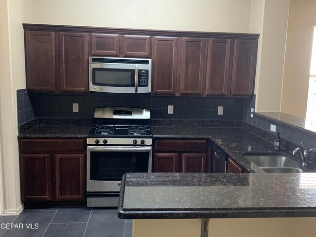 Building Photo - 14692 Oldenberg Ct