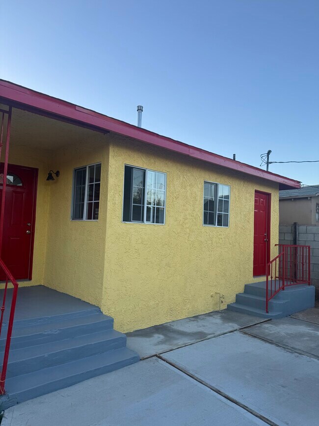 Foto del edificio - 225 1/2 N Townsend Ave