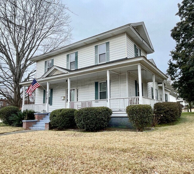 Building Photo - Olympia