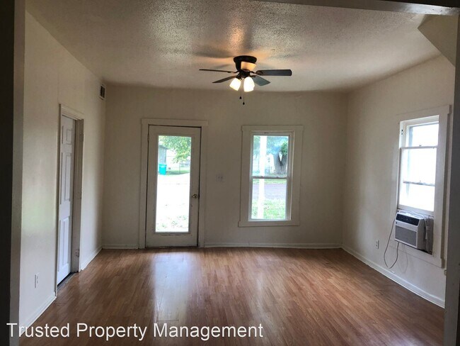 Foto del edificio - 3 br, 1 bath House - 162 East Euclid Street