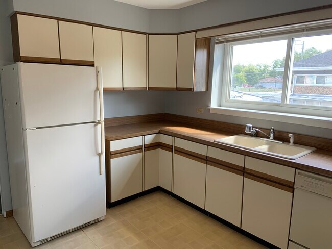 Foto del edificio - 8 Lilac Ln