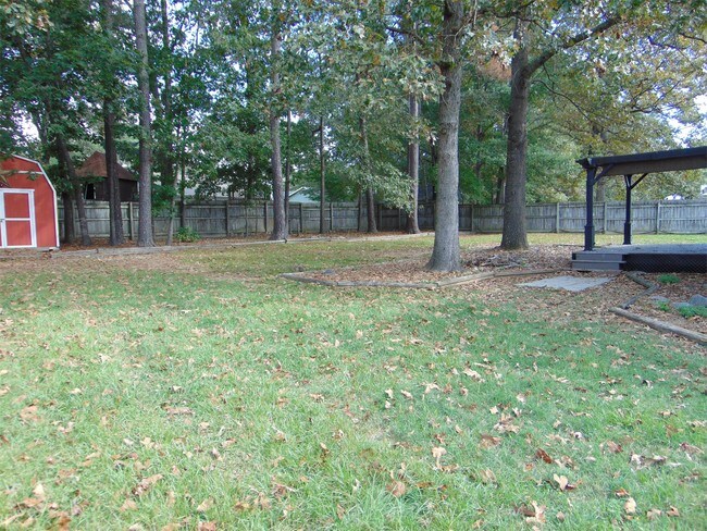 Building Photo - 195 Scarlet Oak Dr