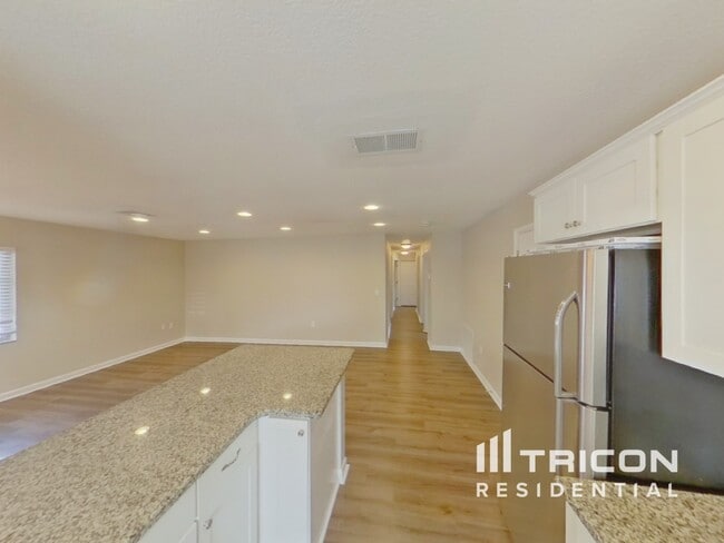 Building Photo - 1091 Gantt Ave