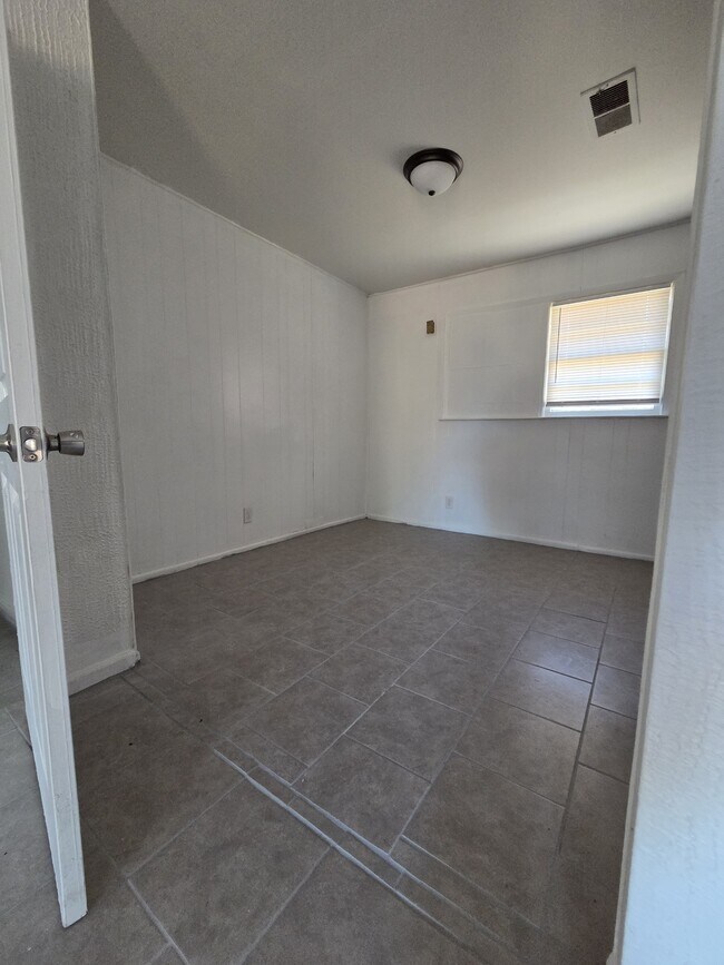 Foto del edificio - 1814 Karian Dr