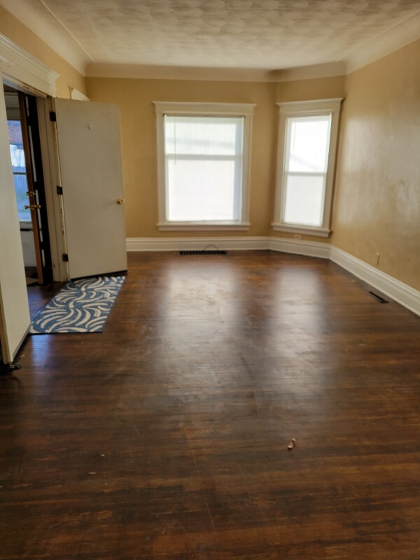 Building Photo - 40 Garfield Pl