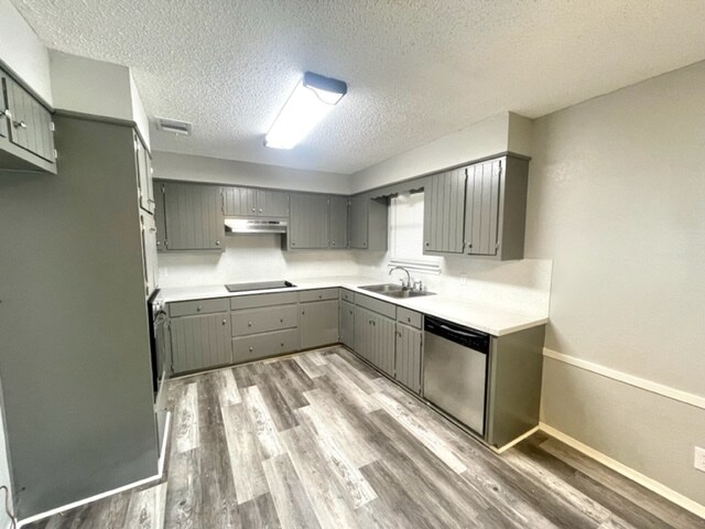 Foto del edificio - 120 York Dr