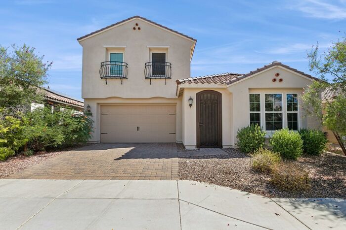 Primary Photo - Welcome to this Charming 5 bedroom, 3.5 ba...