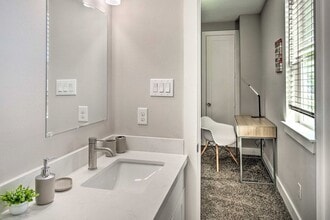 Building Photo - 6403 Bowling Green St