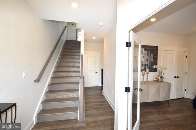 Foto del edificio - 22790 Tawny Pne Sq