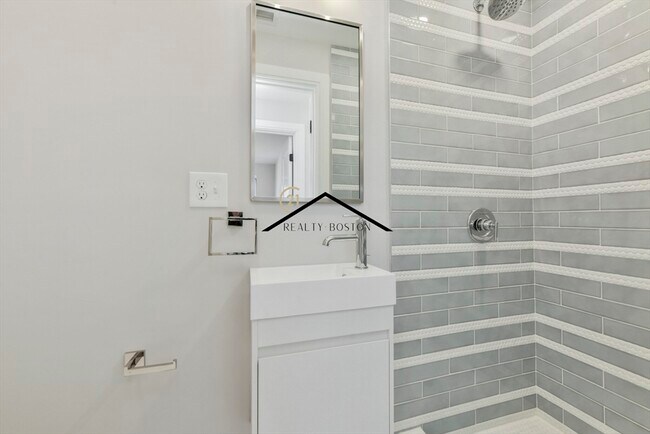 Foto del edificio - 226-228-228 Princeton St