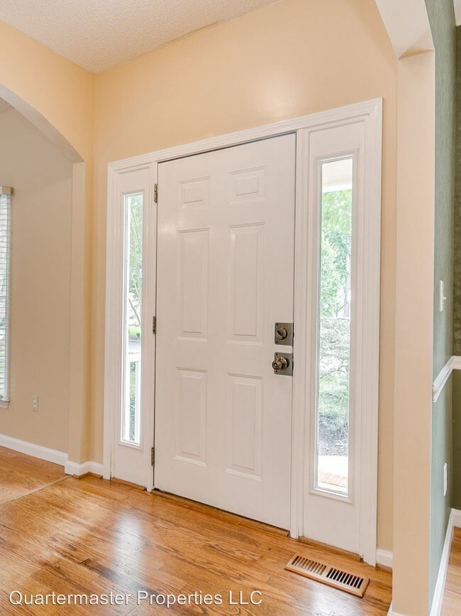 Foto del edificio - 4 br, 2.5 bath House - 110 Summerwalk Place