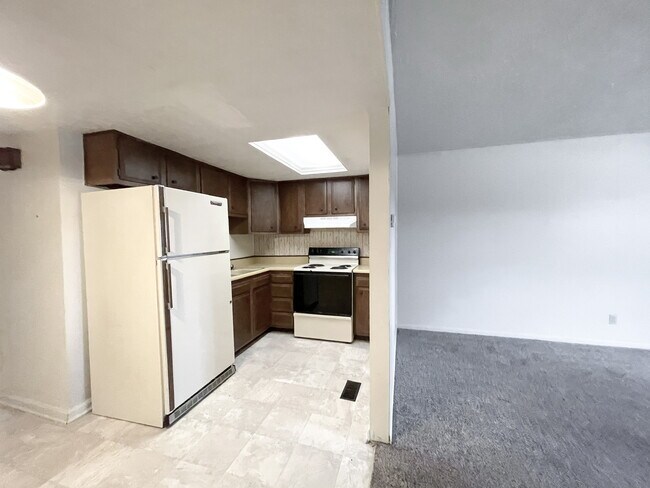 Foto del edificio - 1212 E Dawn Dr