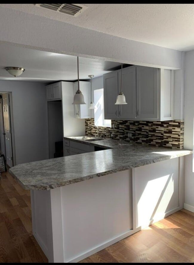 Foto del edificio - 1507 E 16th St