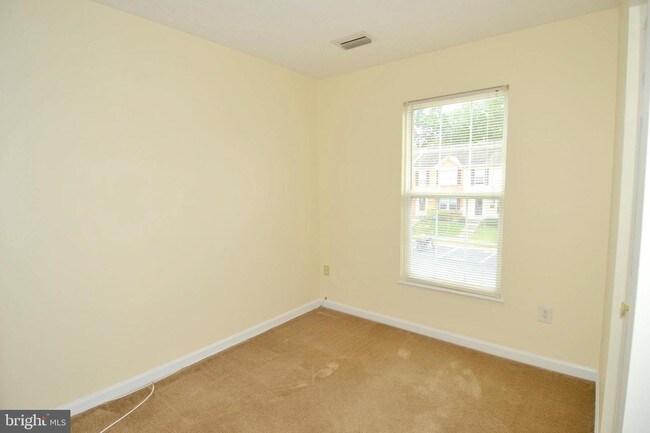 Building Photo - 708 Summer Ridge Ct