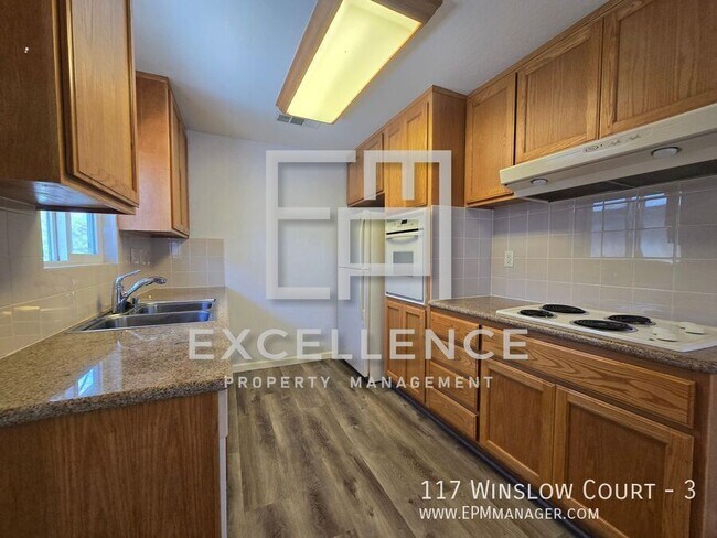 Foto del edificio - 117 Winslow Ct