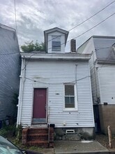 Building Photo - 1309 Lowrie St