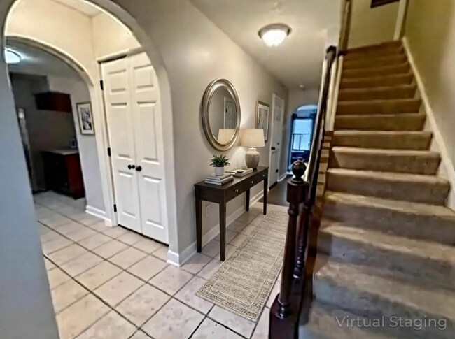 Foto del edificio - 3bed/3.5bath Townhouse in Walden Woods