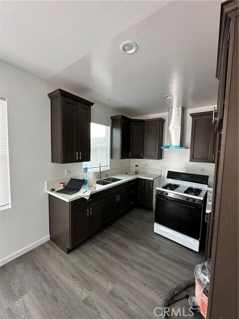 Foto del edificio - 796 Cherry Ave