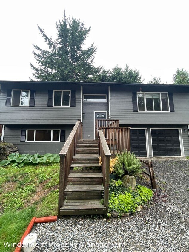 Primary Photo - 3 br, 2.5 bath House - 2003 NE William E S...