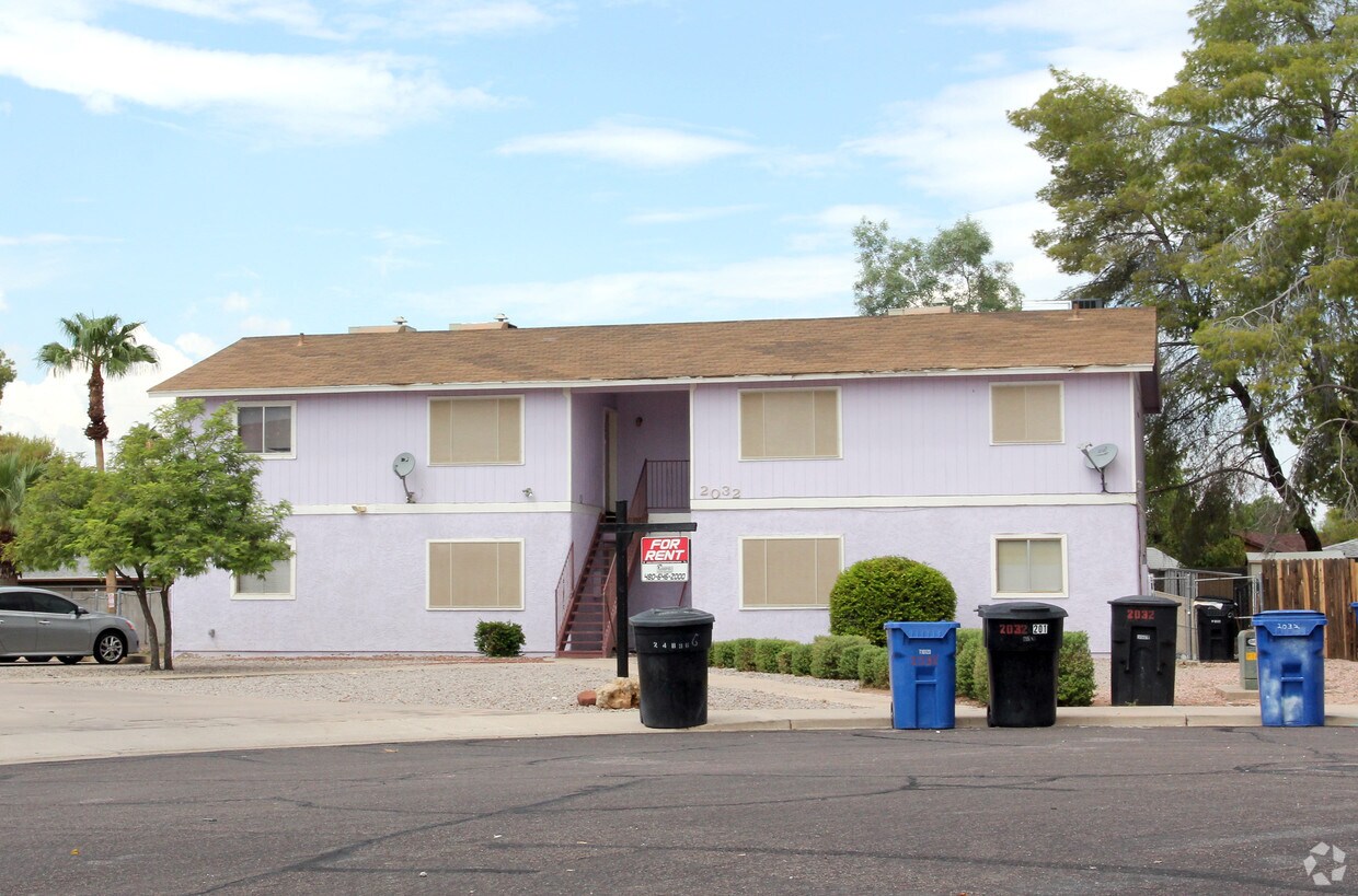 Building Photo - 2032 N Hunt Cor