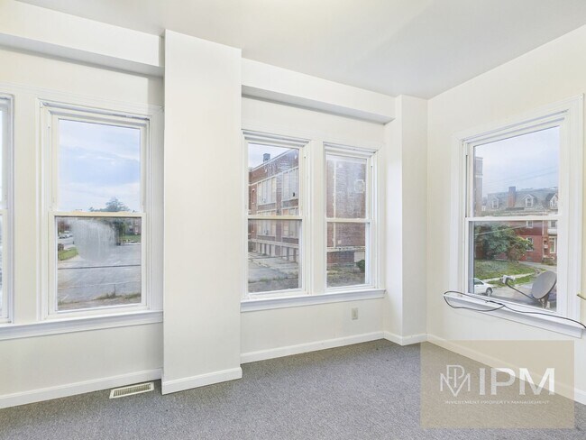 Foto del edificio - 595 Madison Ave