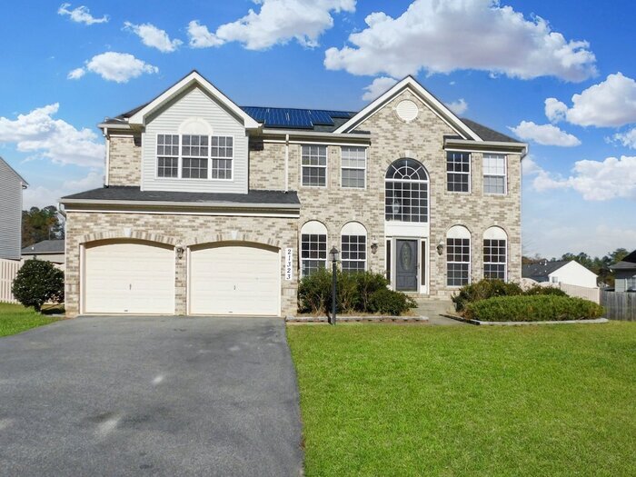 Primary Photo - 21323 Foxglove Ct