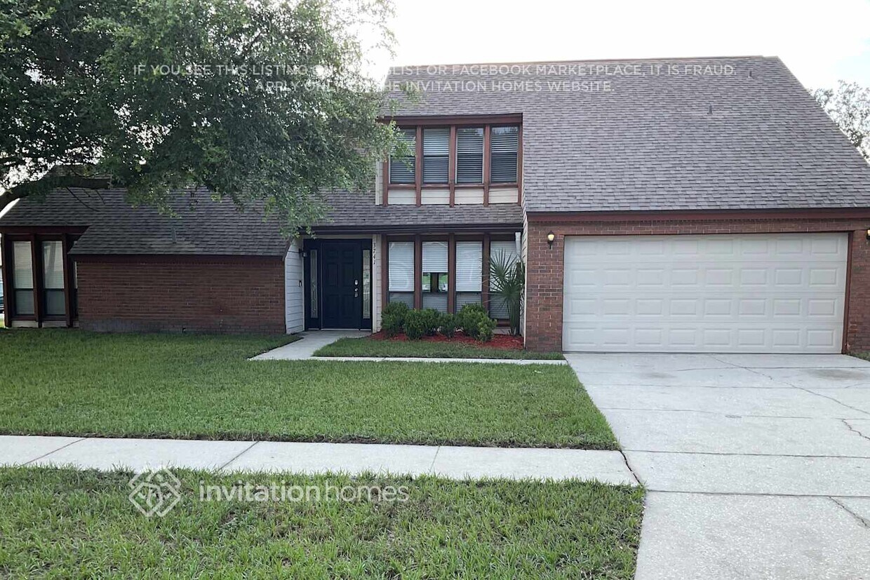 Foto principal - 3741 Linsbury St