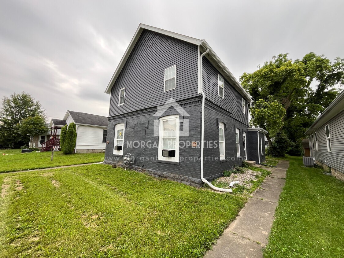 Primary Photo - 817 W 11th St