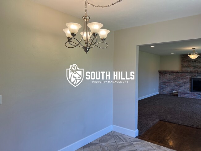 Building Photo - 3bed/2bath w/finished basement, landscaping & Water, Sewer, Trash Included, RV Parking