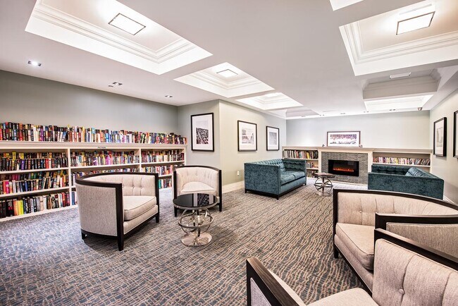 Photo du bâtiment - 15 Maple Avenue