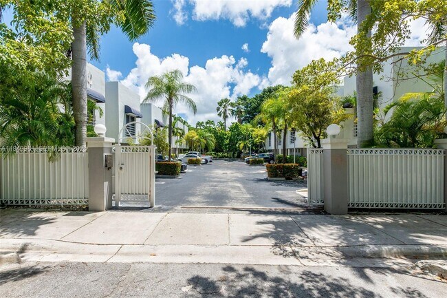 Foto del edificio - 2945 Bridgeport Ave