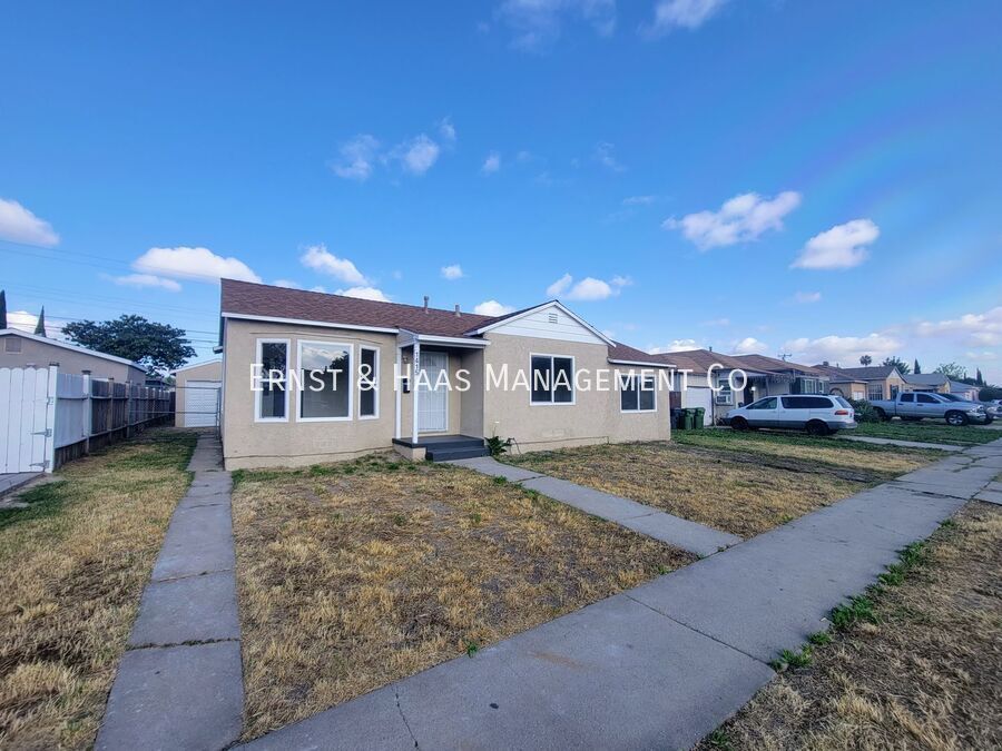 Primary Photo - Wonderful 3 bedroom Compton Home with Larg...