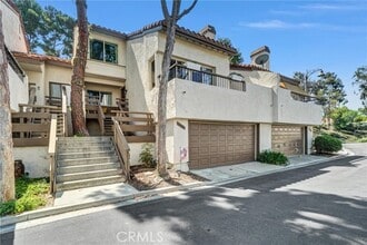 Building Photo - 26606 La Roda
