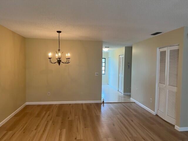Foto del edificio - 8436 Cypress Ln
