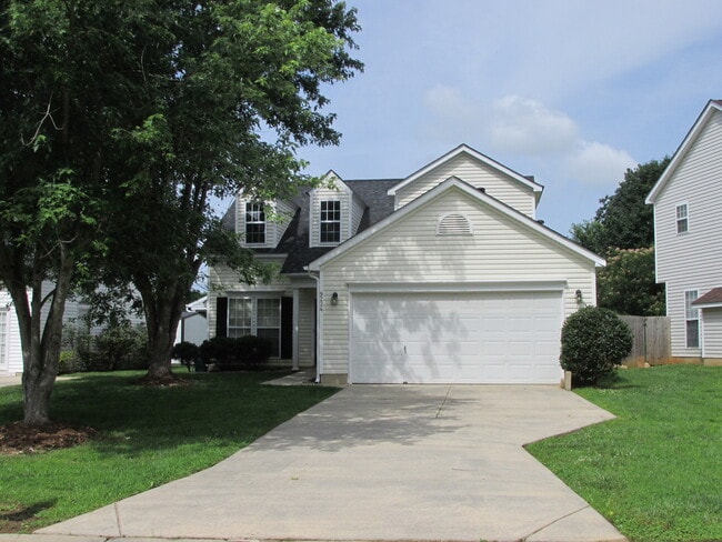 Photo - 9224 Shenington Pl House