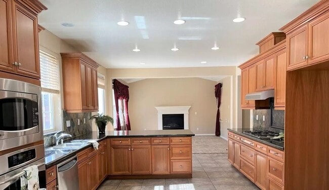 Building Photo - 2174 Red Setter Rd