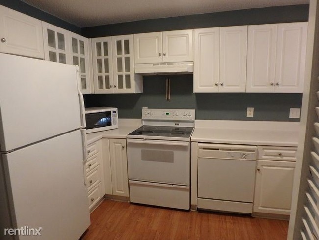 Building Photo - 2 br, 2 bath  - 3308 Mulberry Ln