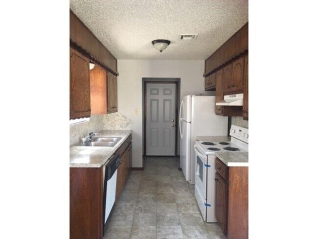Foto del edificio - 407 SW Forest Pl